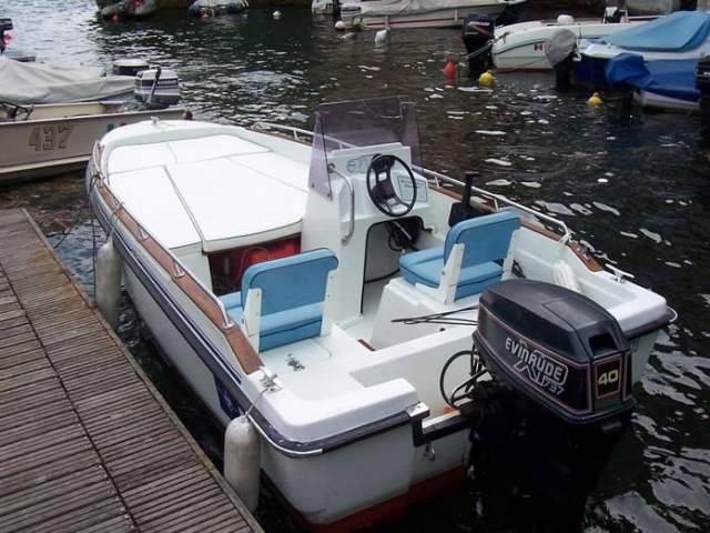 Barcos a motor 